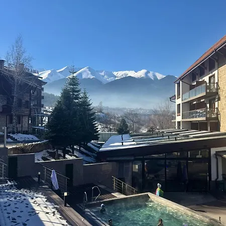 アパート Luxfjaell Ivan Rilski - Full & Pool バンスコ