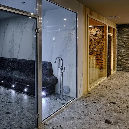 Luxfjaell Ivan Rilski - Full & Pool Apartment Bansko